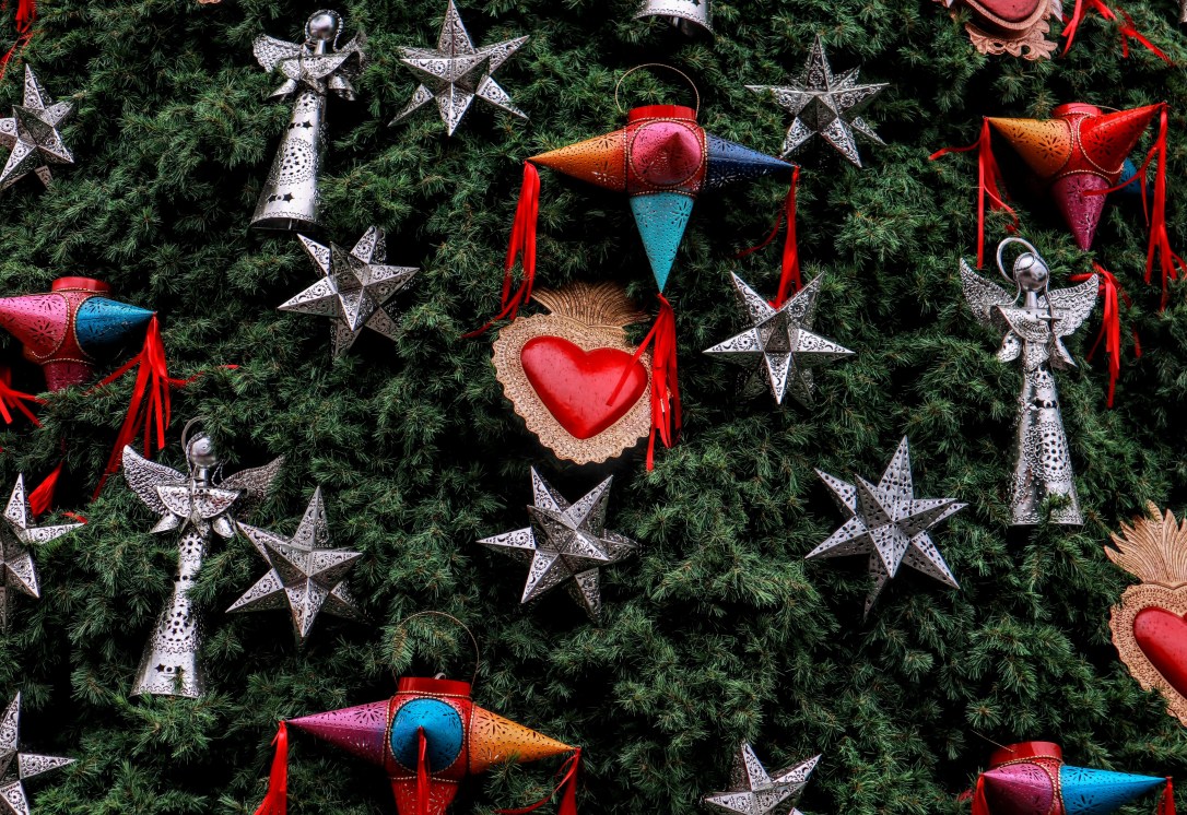 tree of silver and red